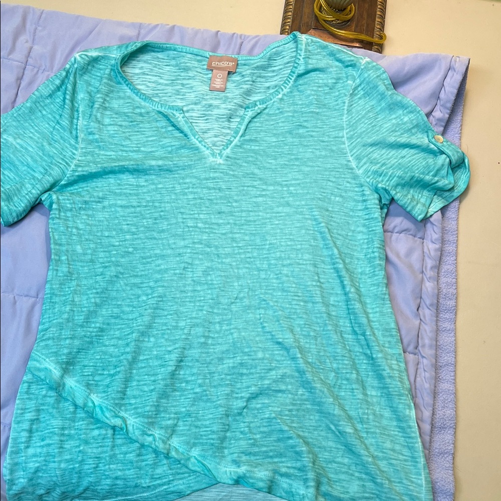 Chico’s Women's Turquoise Short Sleeve Tee- size 0